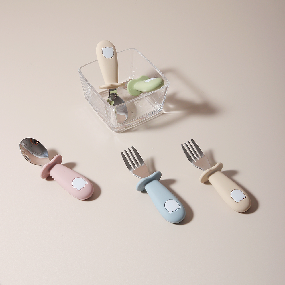 Baby panda shape silicone spoo - Baby Food Lunch recensie en prijs